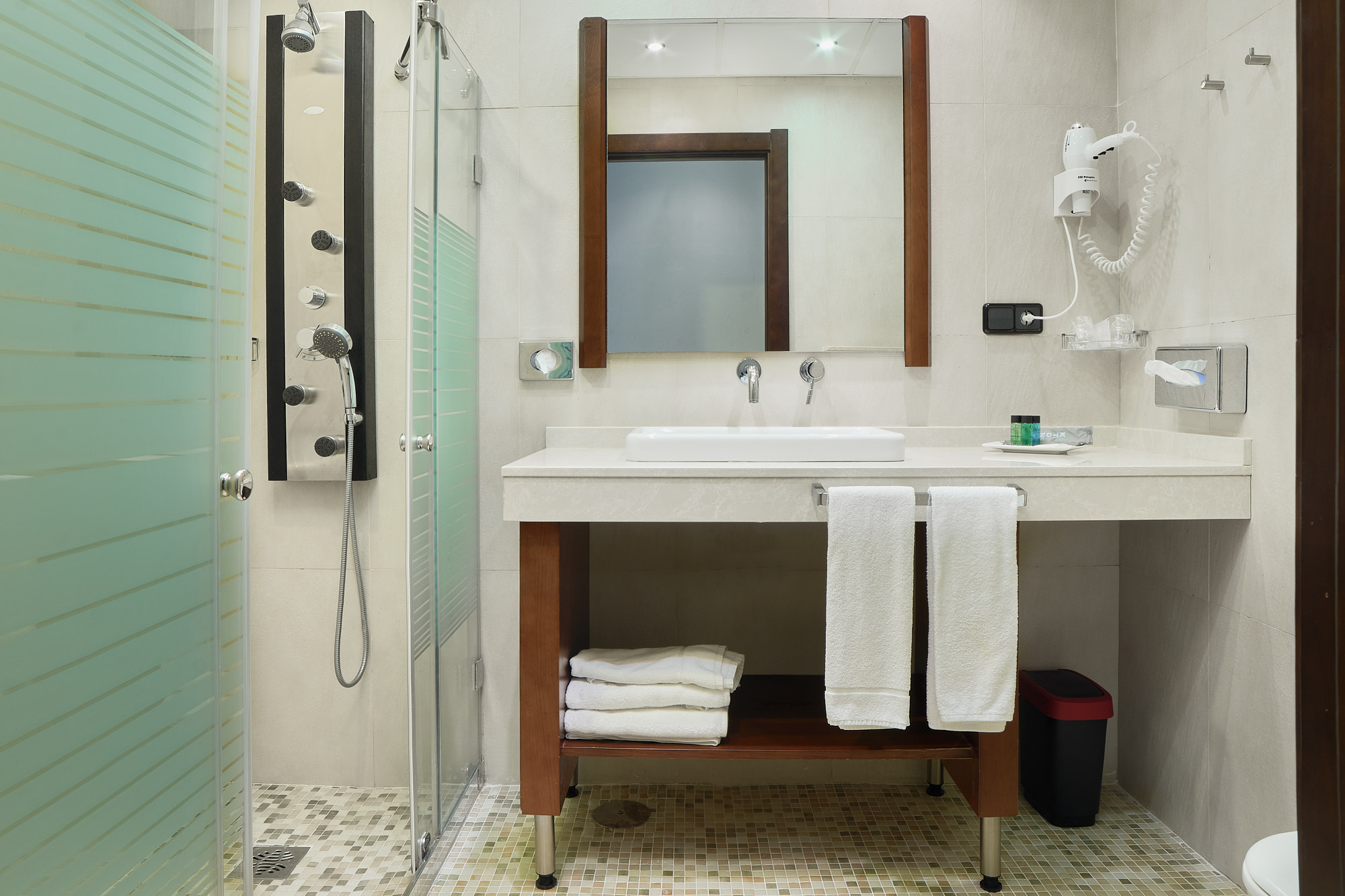 Habitación Doble con cama supletoria - Vista 3